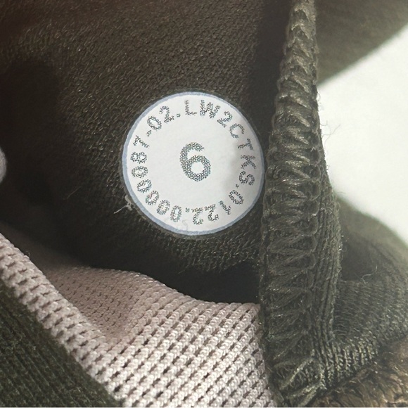 Lululemon Flow Y Bra Nulu Light Support, A–C Cup Multi / Acid Wash; Women’s Sz 6 - Picture 3 of 10